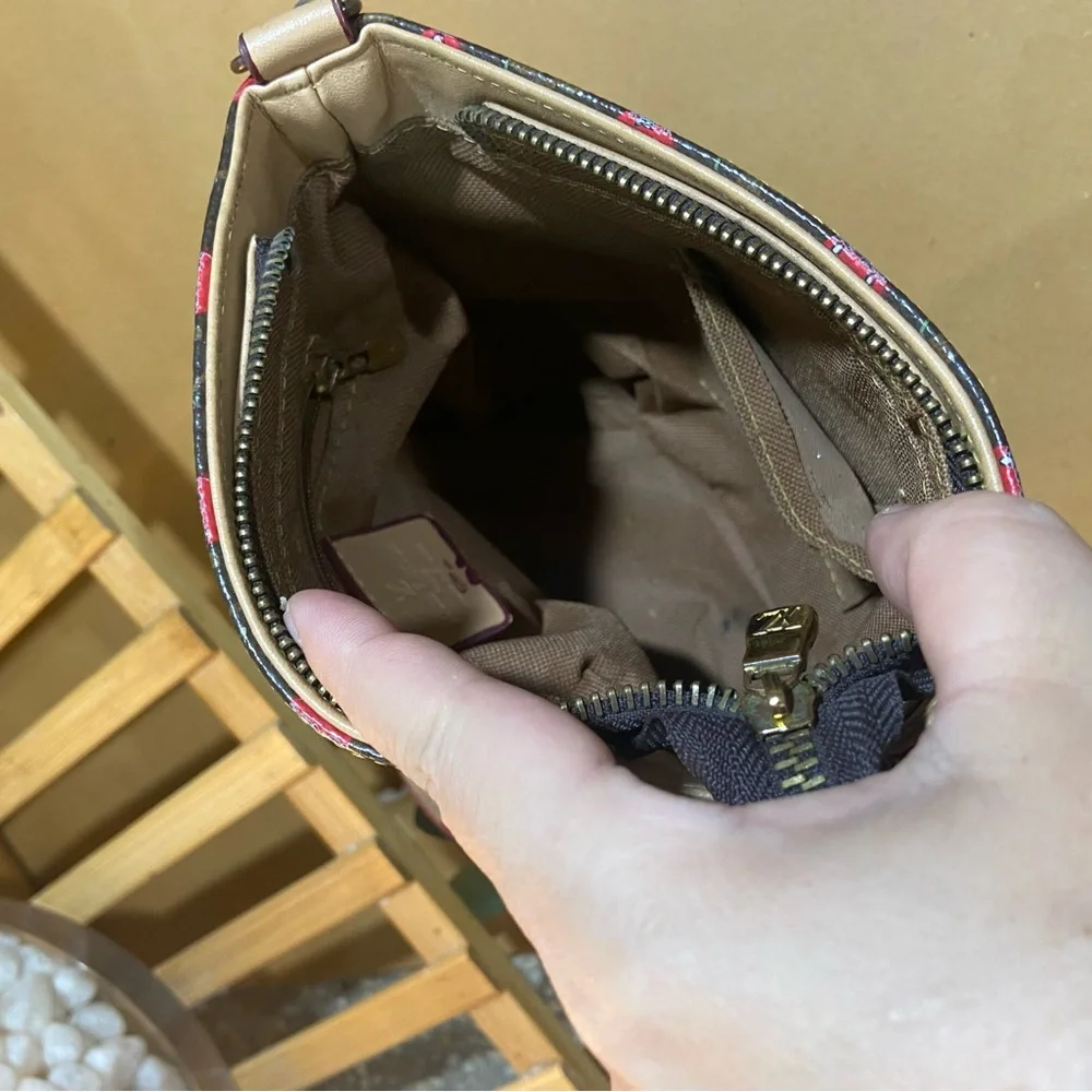 Leather Cherry Bag. - Picture 6 of 11